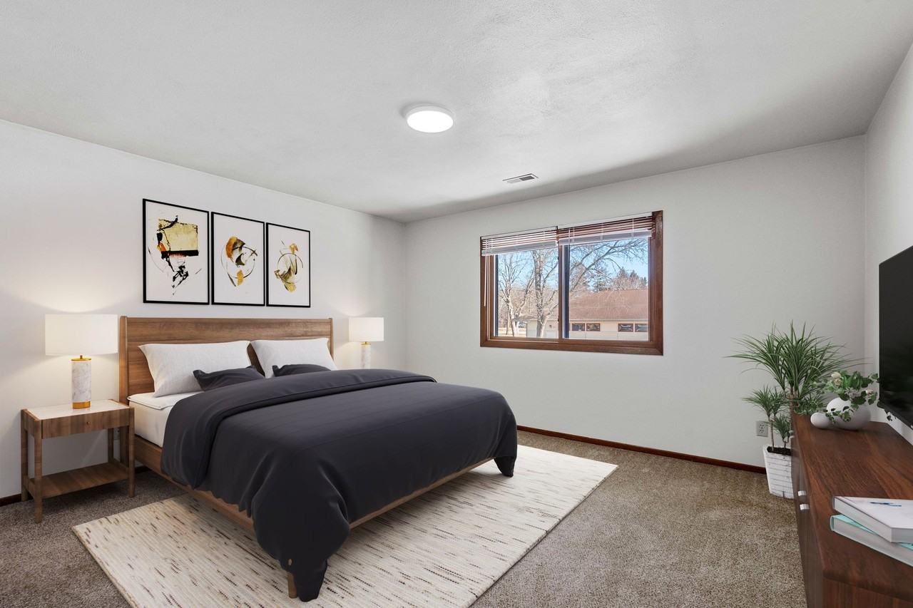 Parkside Apartments - Photo 2 of 7