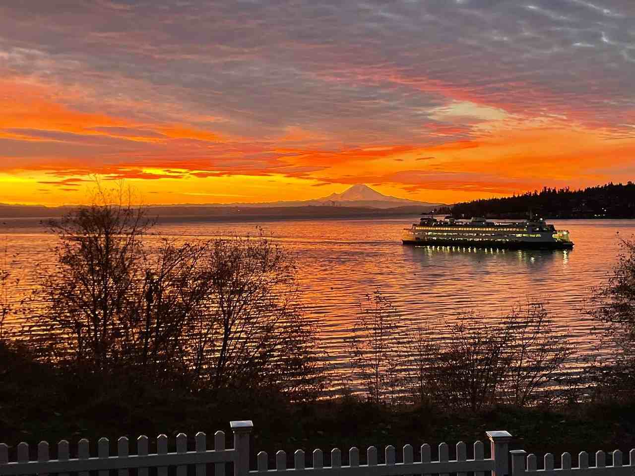 26148 Ohio Avenue Northeast - Photo 2 of 42