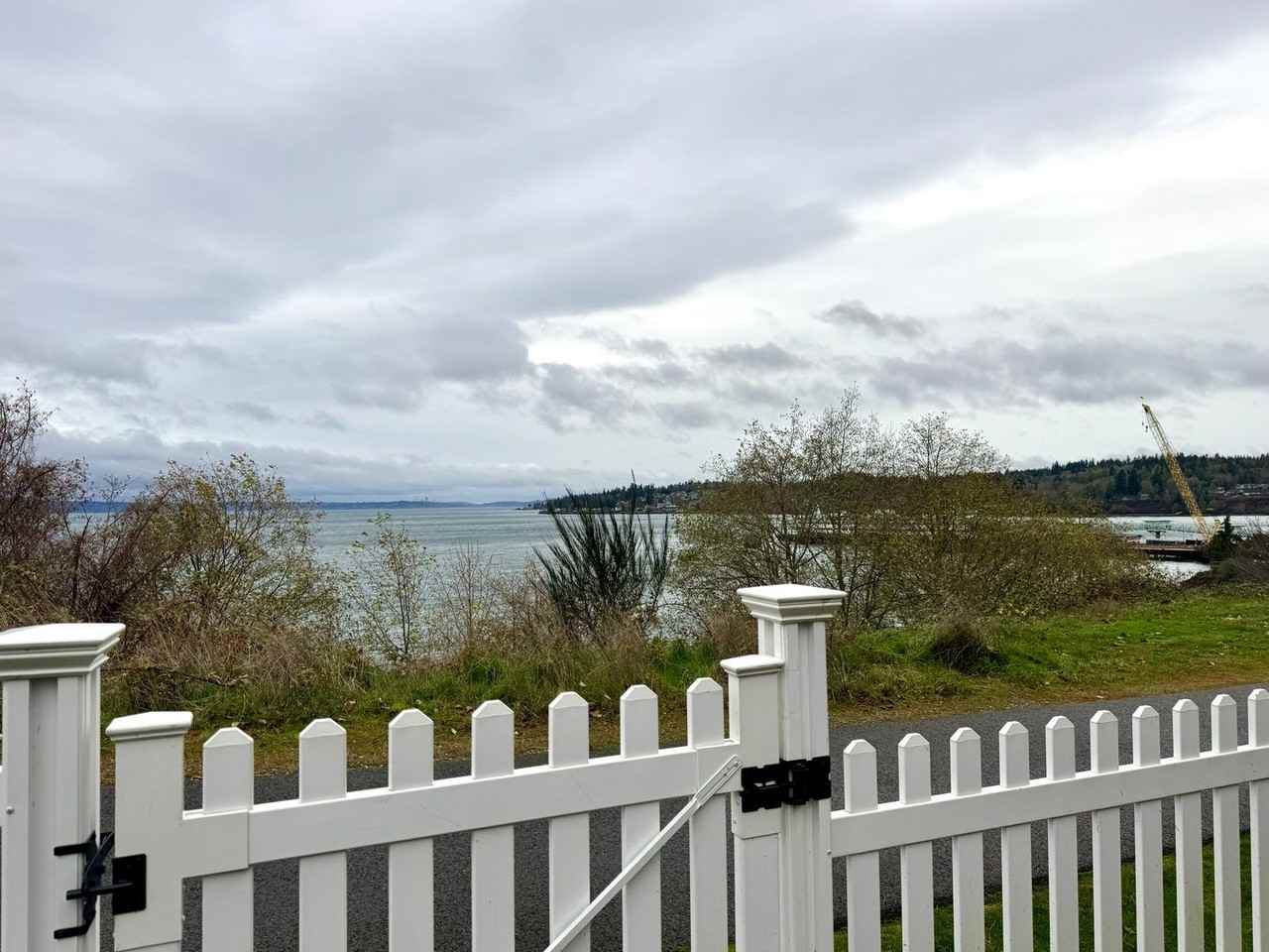 26148 Ohio Avenue Northeast - Photo 4 of 42