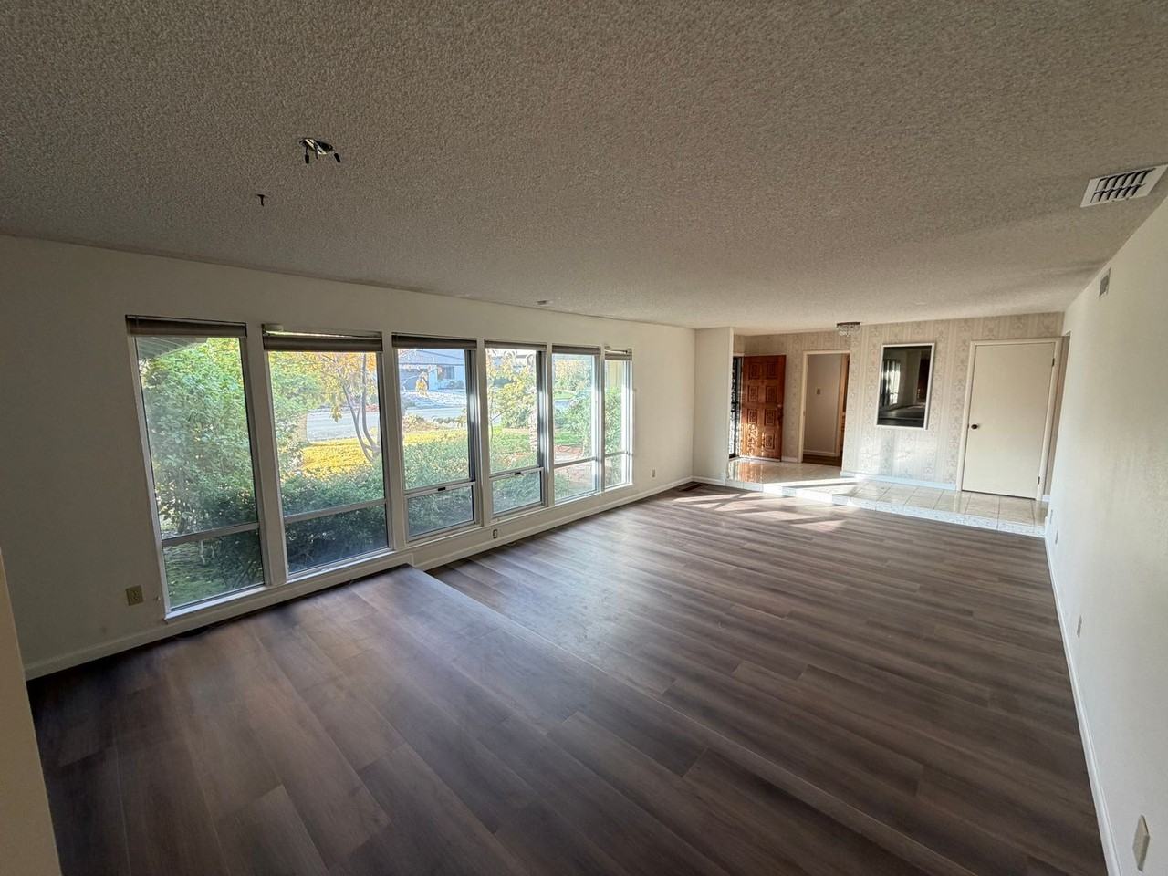 6391 13th Street - Photo 7 of 32