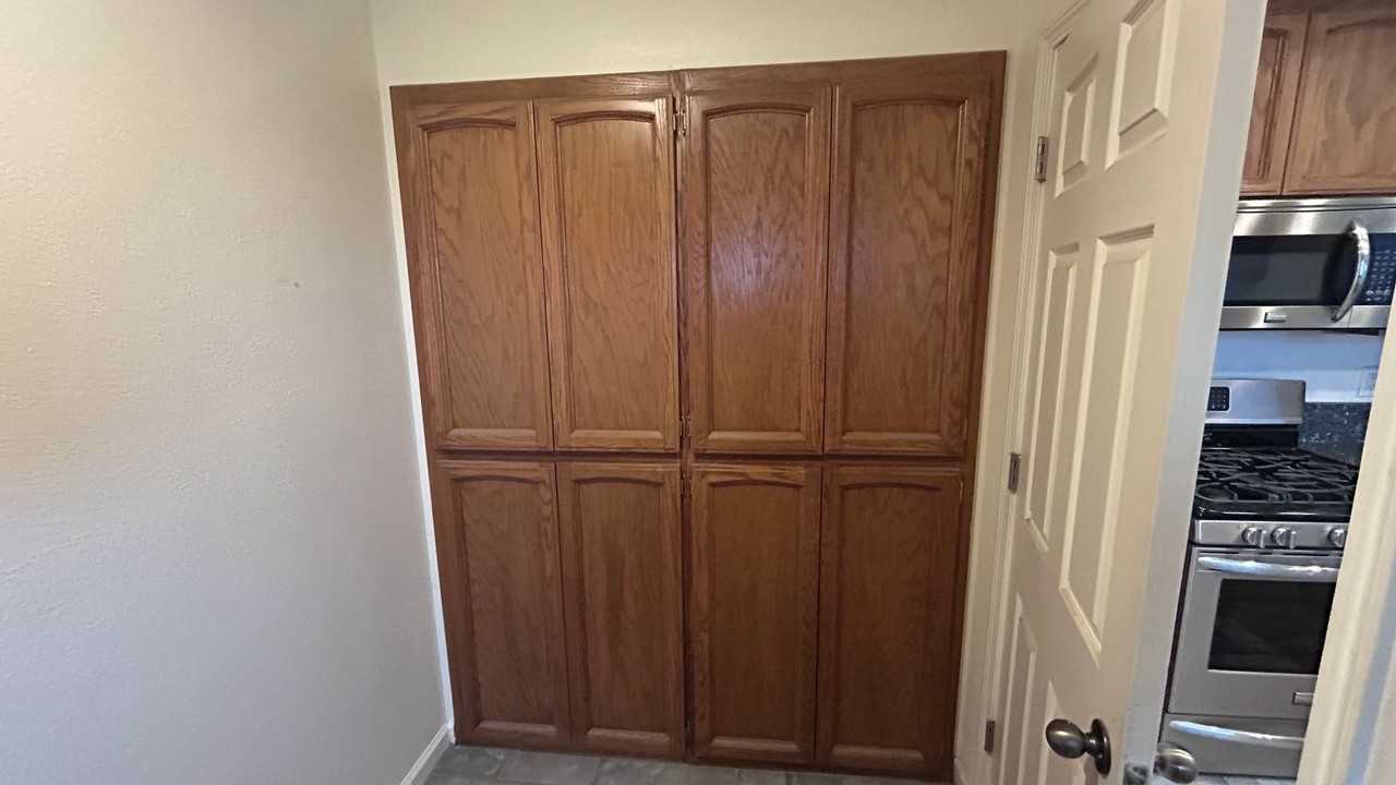 14575 Avenida Central - Photo 5 of 22