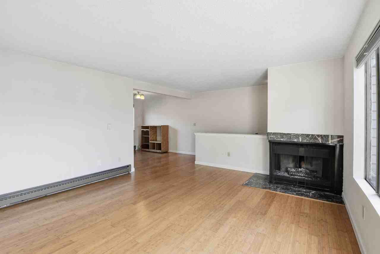 12529 Southeast 30th Street - Photo 5 of 20