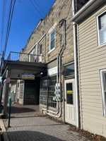 featured image of 27 West Seminary Street #1