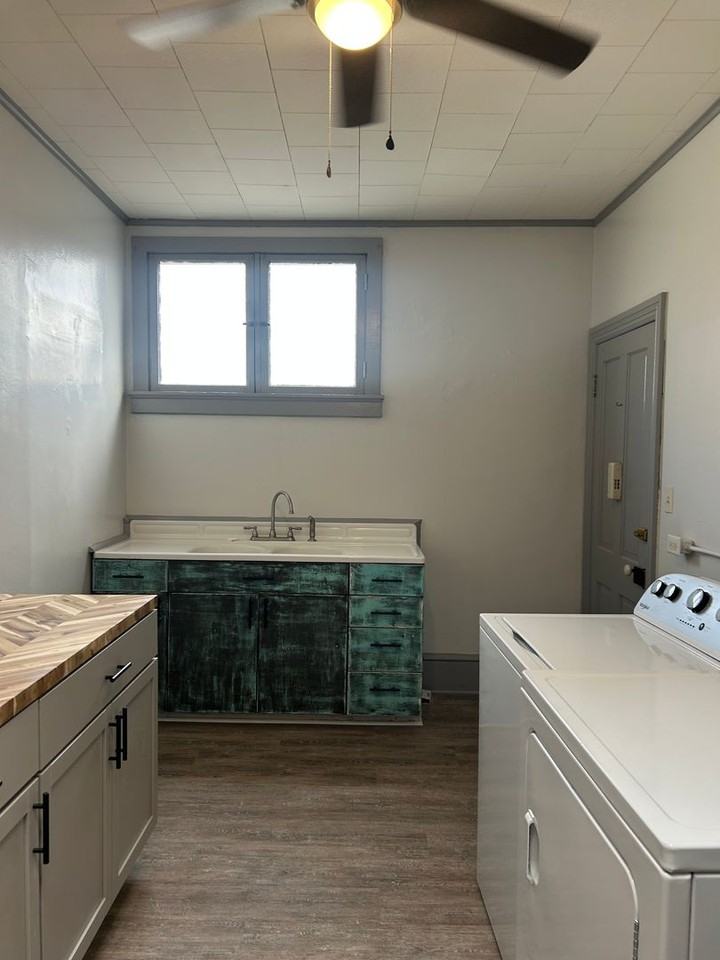 27 West Seminary Street #1 - Photo 5 of 20