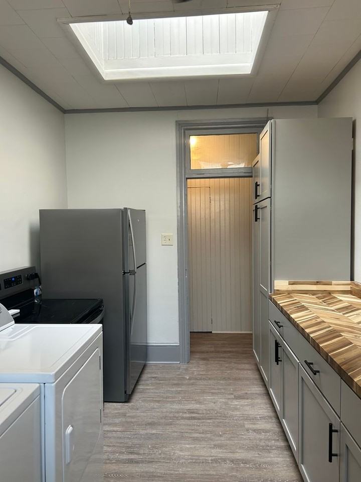 27 West Seminary Street #1 - Photo 7 of 20