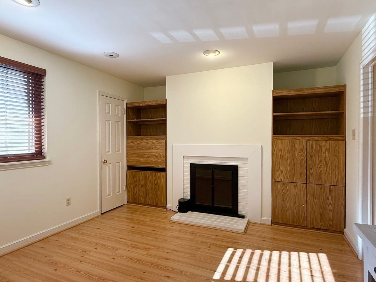 71 Oak Knoll Drive - Photo 5 of 22