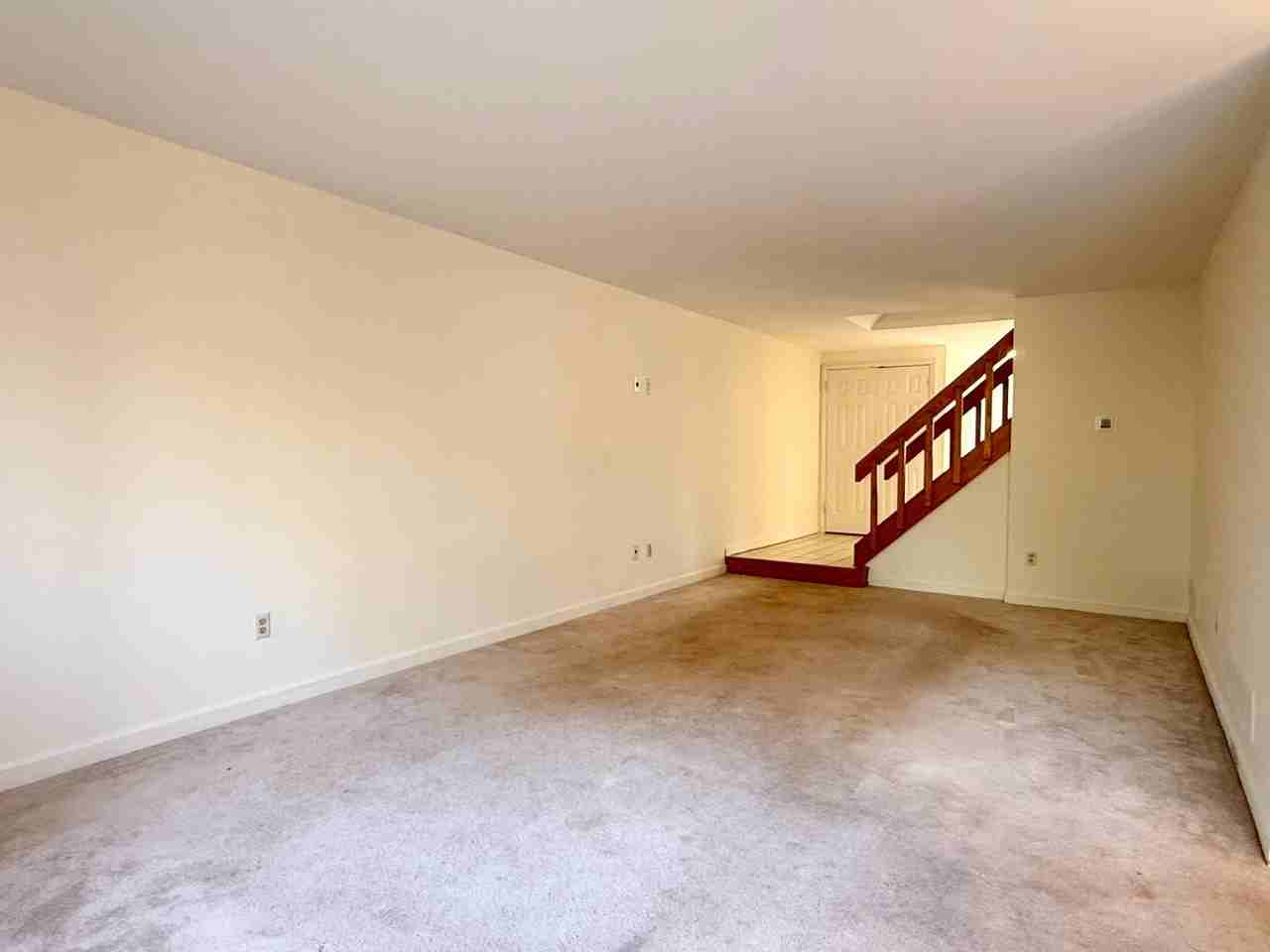 71 Oak Knoll Drive - Photo 7 of 22