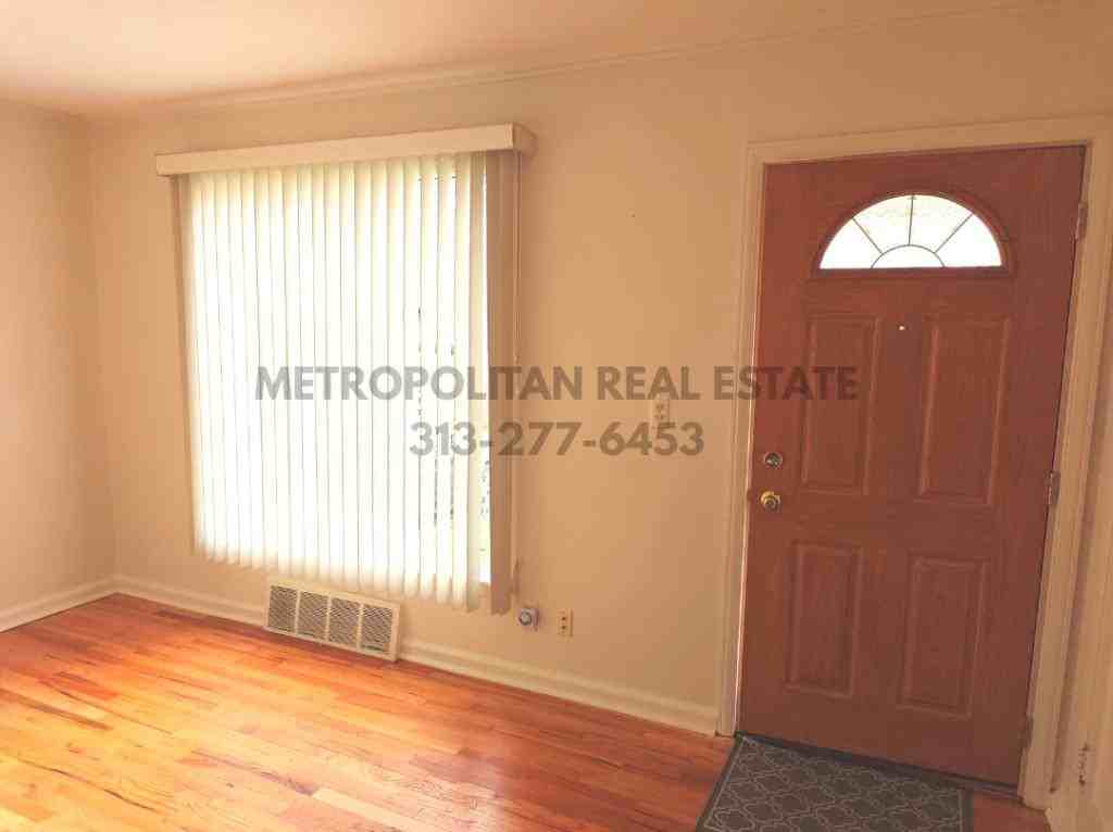 1409 Royal Ave - Photo 2 of 19