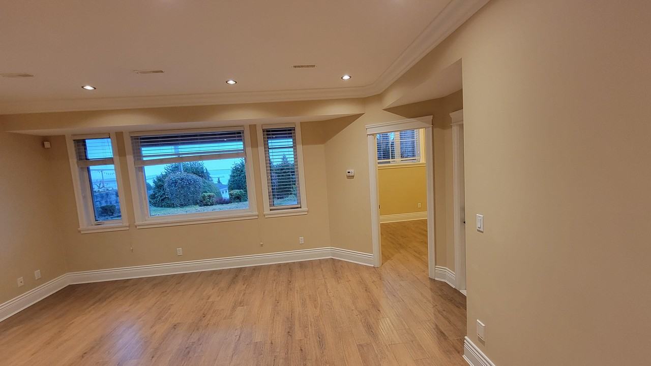 Ottaburn Rd & Queens Ave - Photo 5 of 17