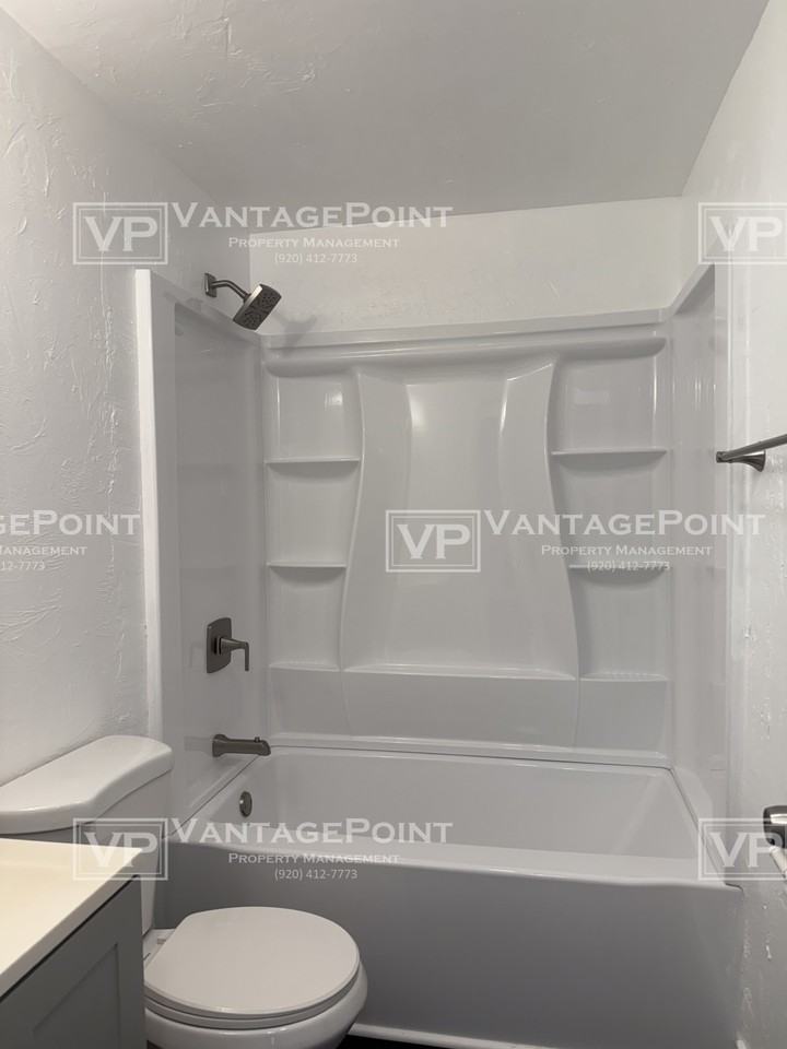 2220 Imperial Ln #B - Photo 3 of 12