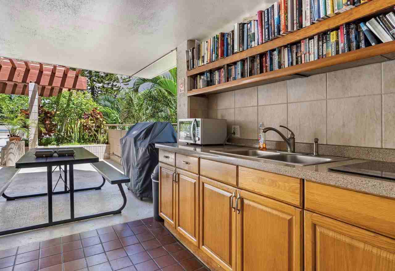 1848 Kahakai Dr #2307 - Photo 5 of 35