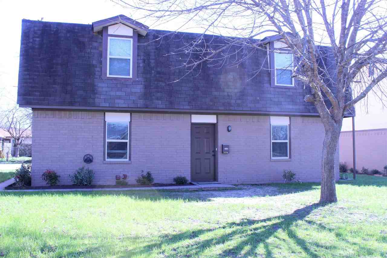 600 E Rosedale St #B - Photo 6 of 10