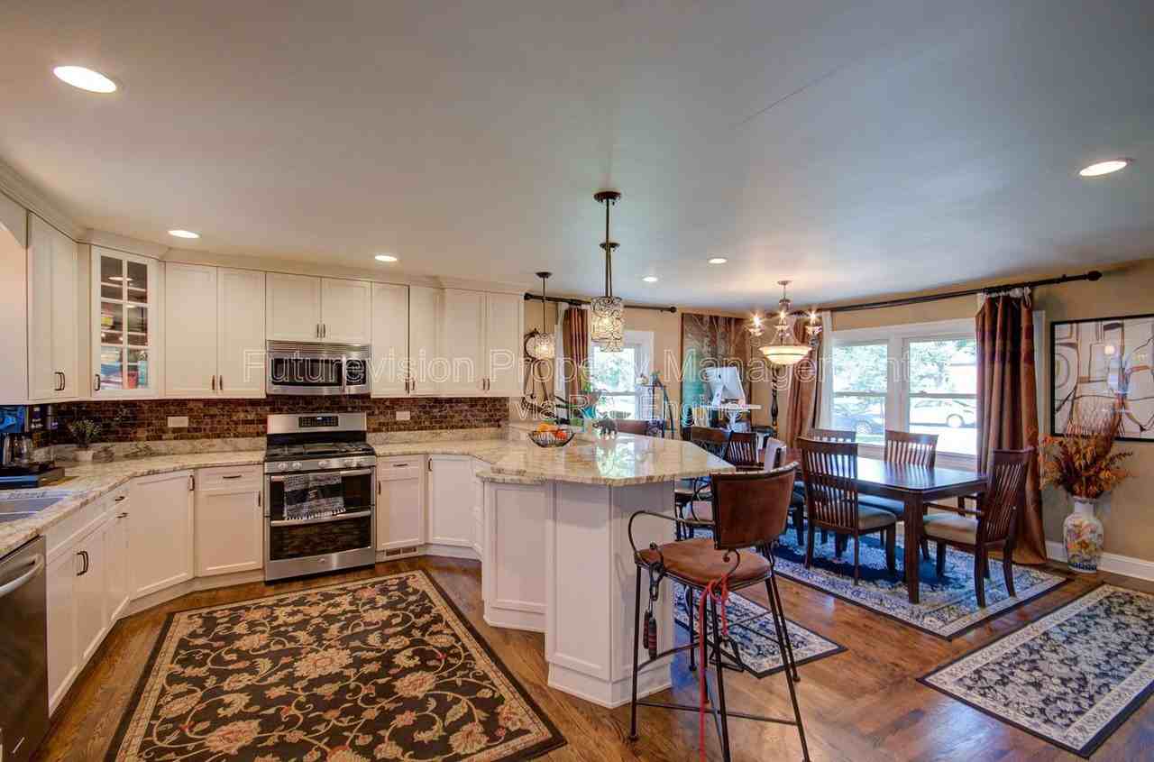 501 Lincoln Avenue - Photo 5 of 27