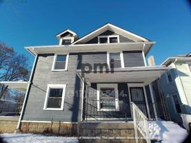 3504 N Kenwood Ave - Photo 1 of 1
