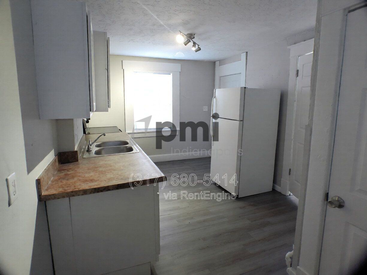 3504 N Kenwood Ave - Photo 3 of 14