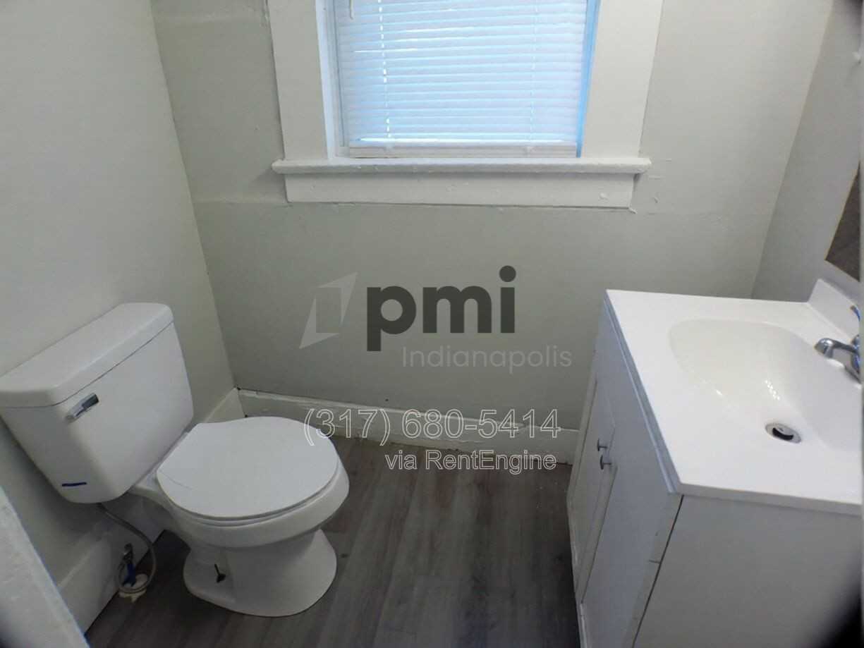 3504 N Kenwood Ave - Photo 4 of 14