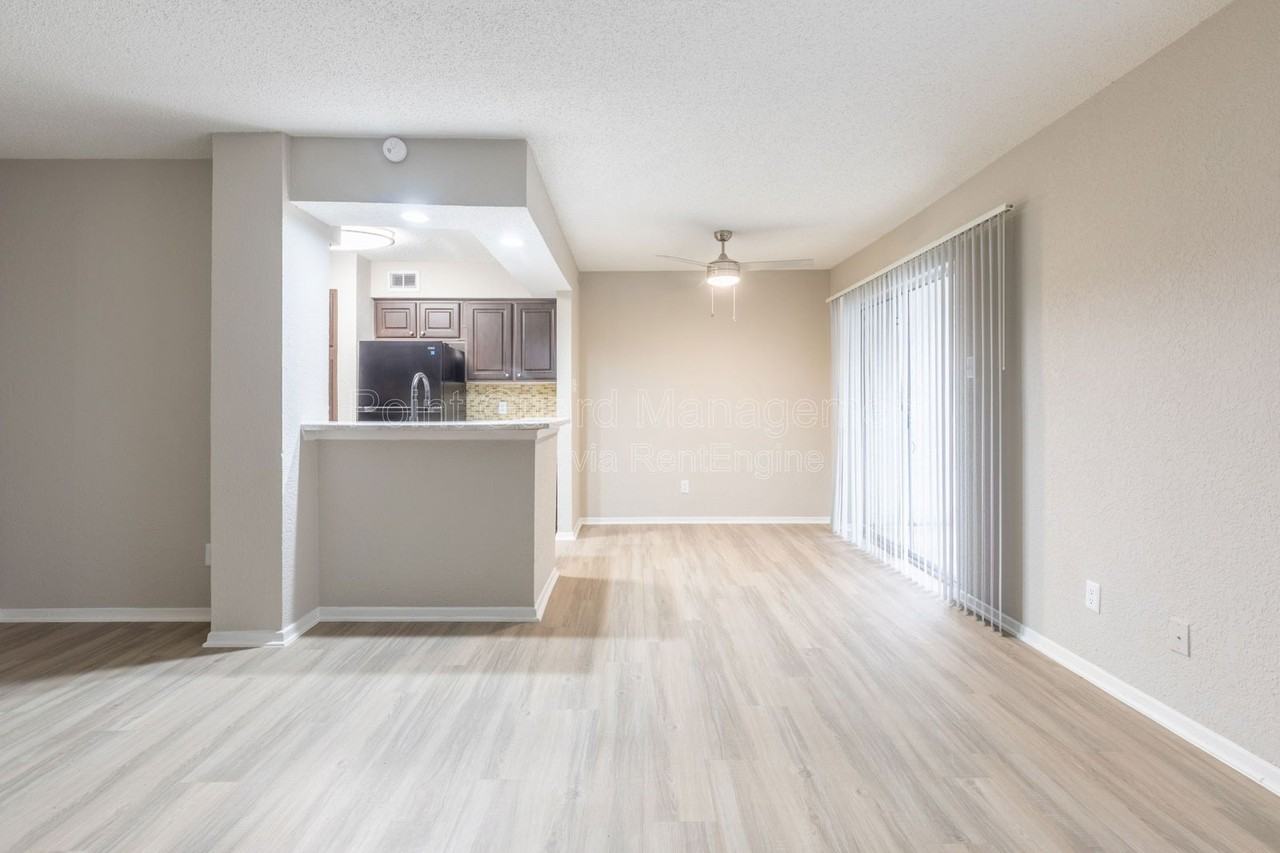 2252 Ridgmar Plaza #59 - Photo 2 of 29