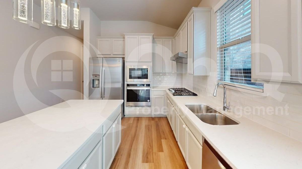 7309 Bronco Bluff - Photo 4 of 22