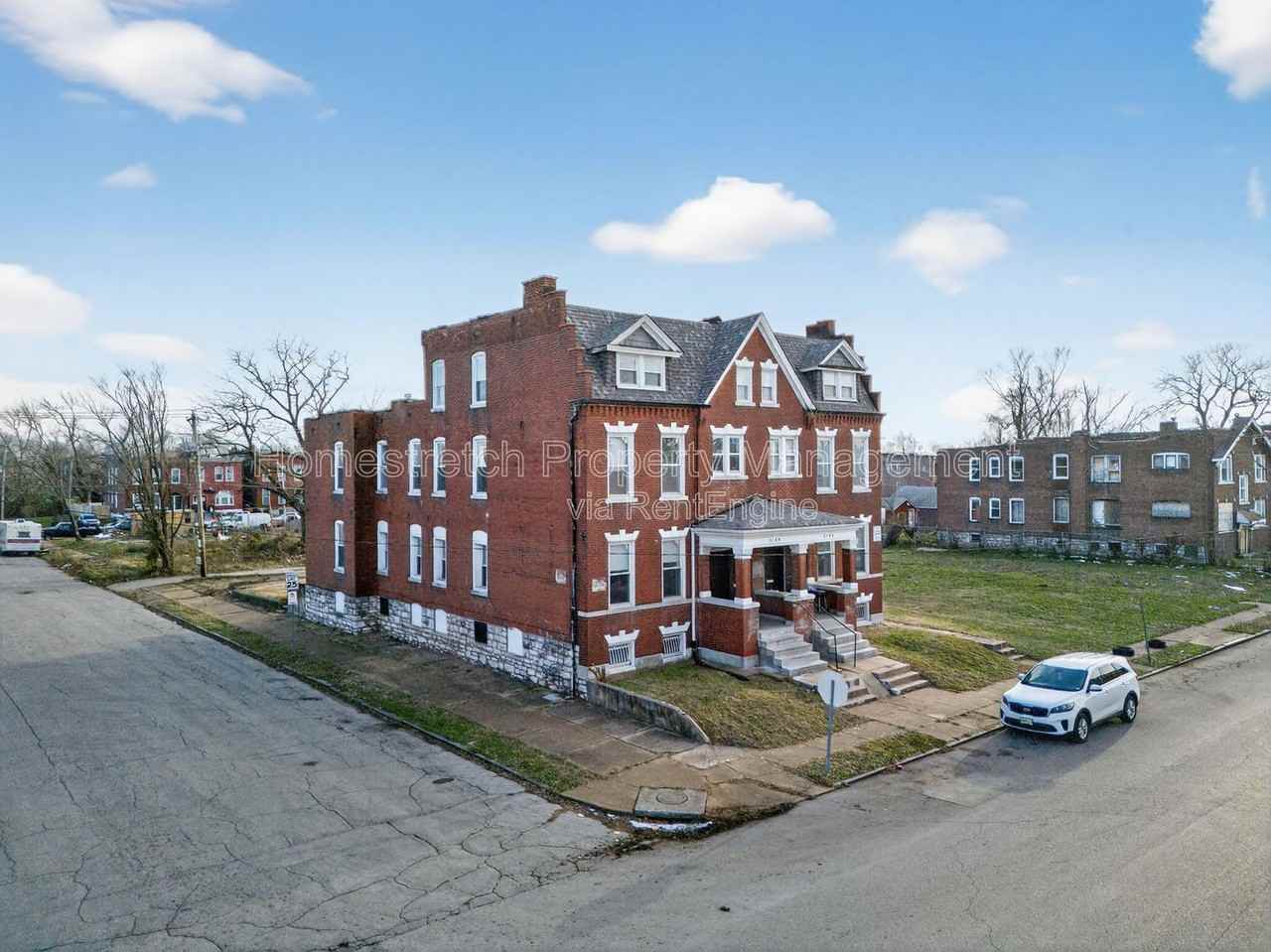 2102 Adelaide Avenue #2F - Photo 2 of 22