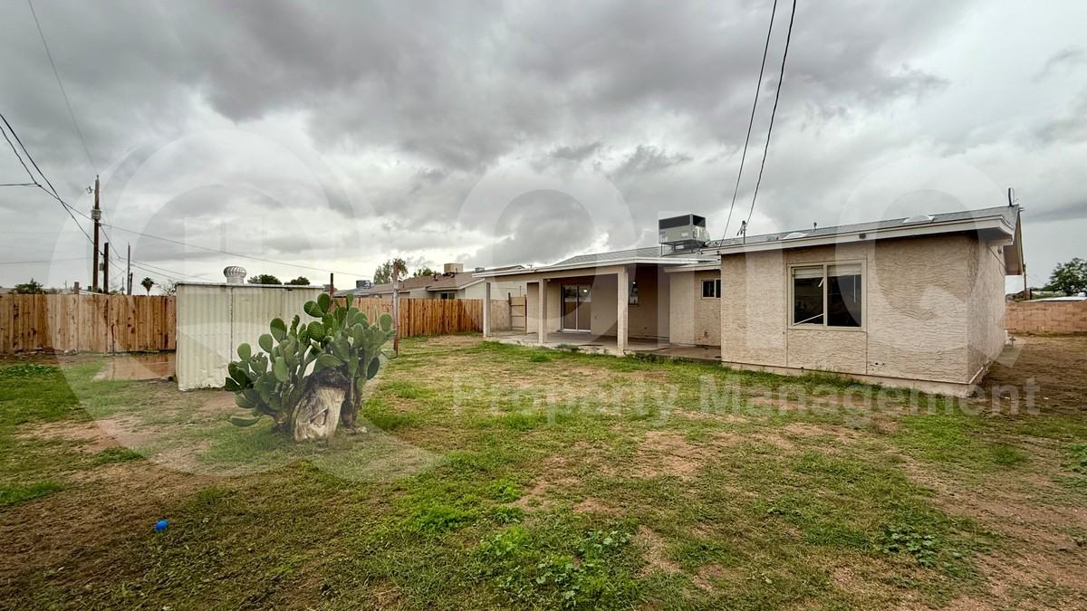 531 North 111th Place - Photo 4 of 21