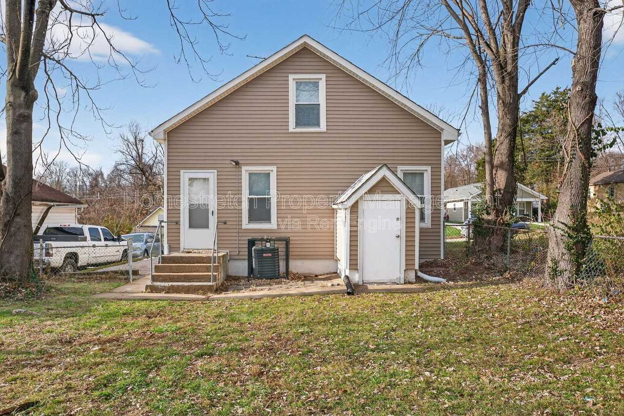 5430 Hodiamont Avenue - Photo 3 of 23