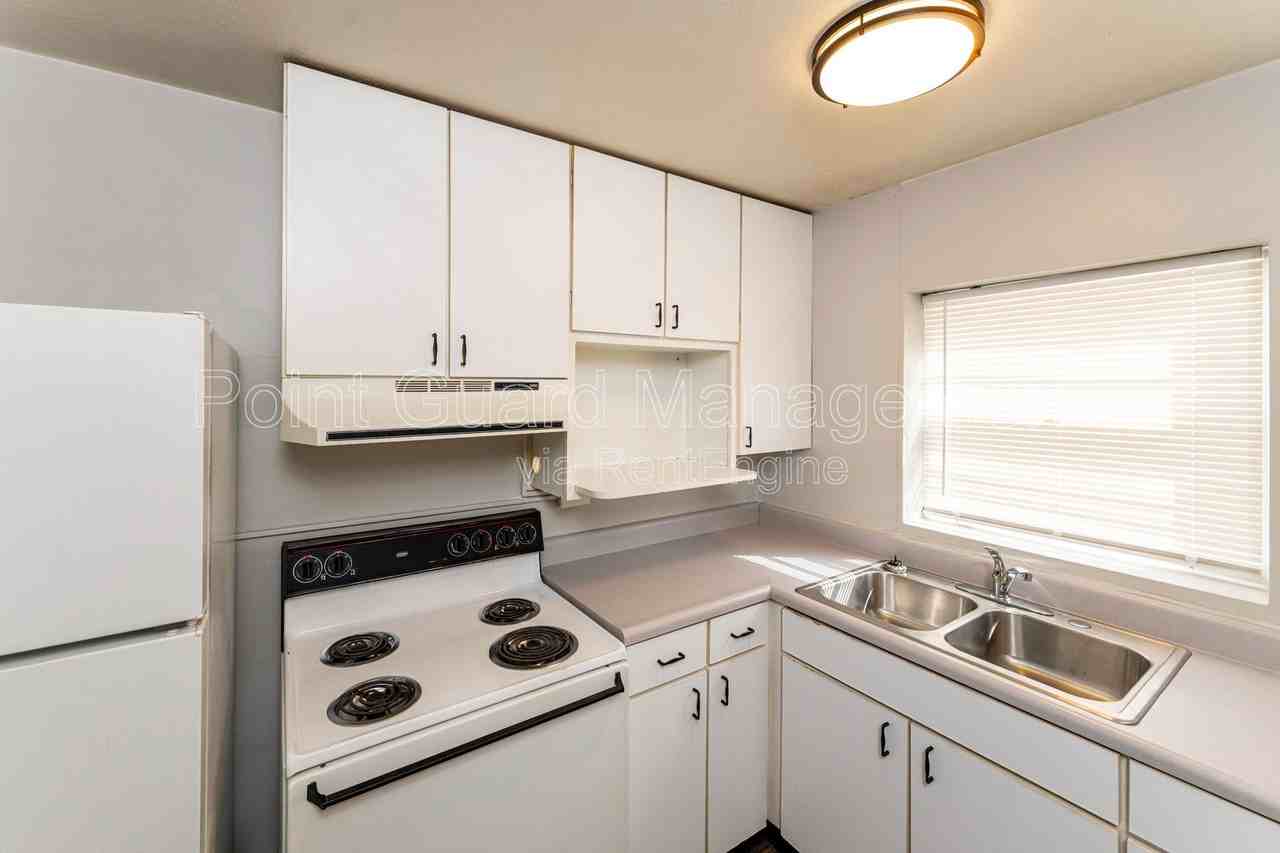 1947 College Heights Road #202B - Photo 2 of 21