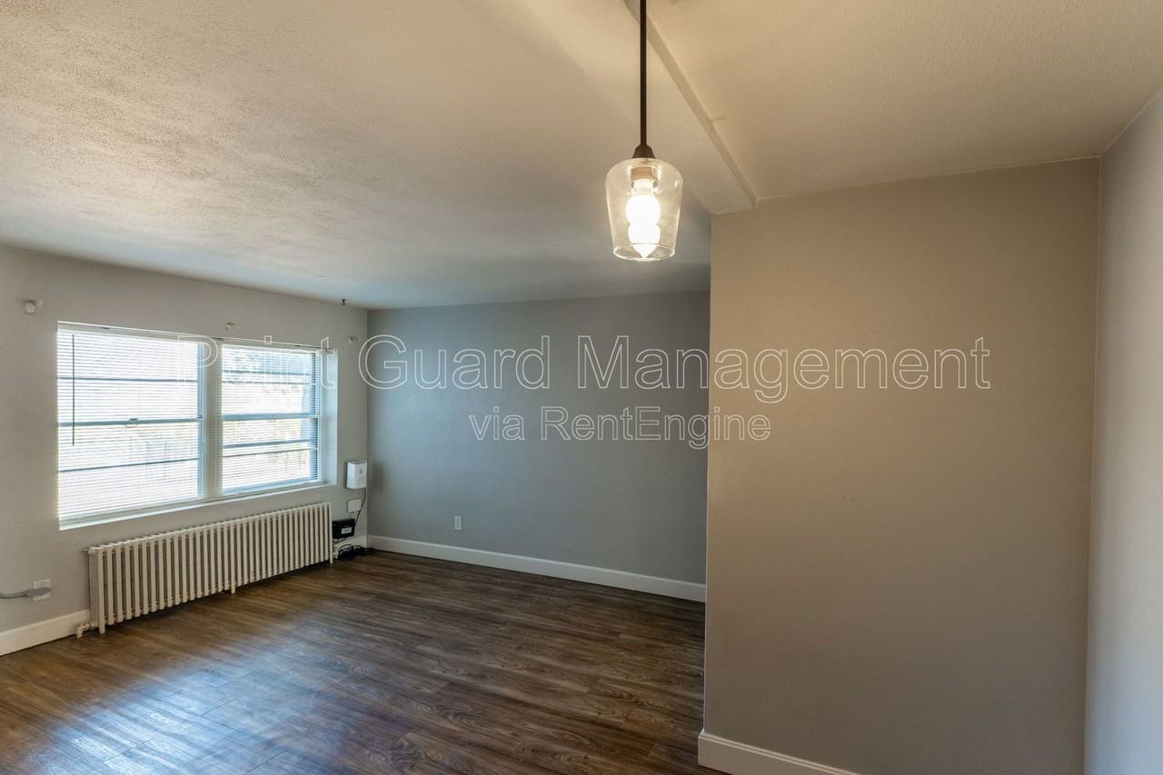 1947 College Heights Road #202B - Photo 3 of 21