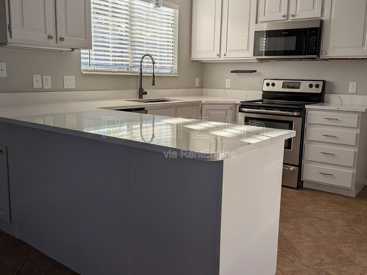 351 S Valley View Dr #36 - Photo 3 of 12