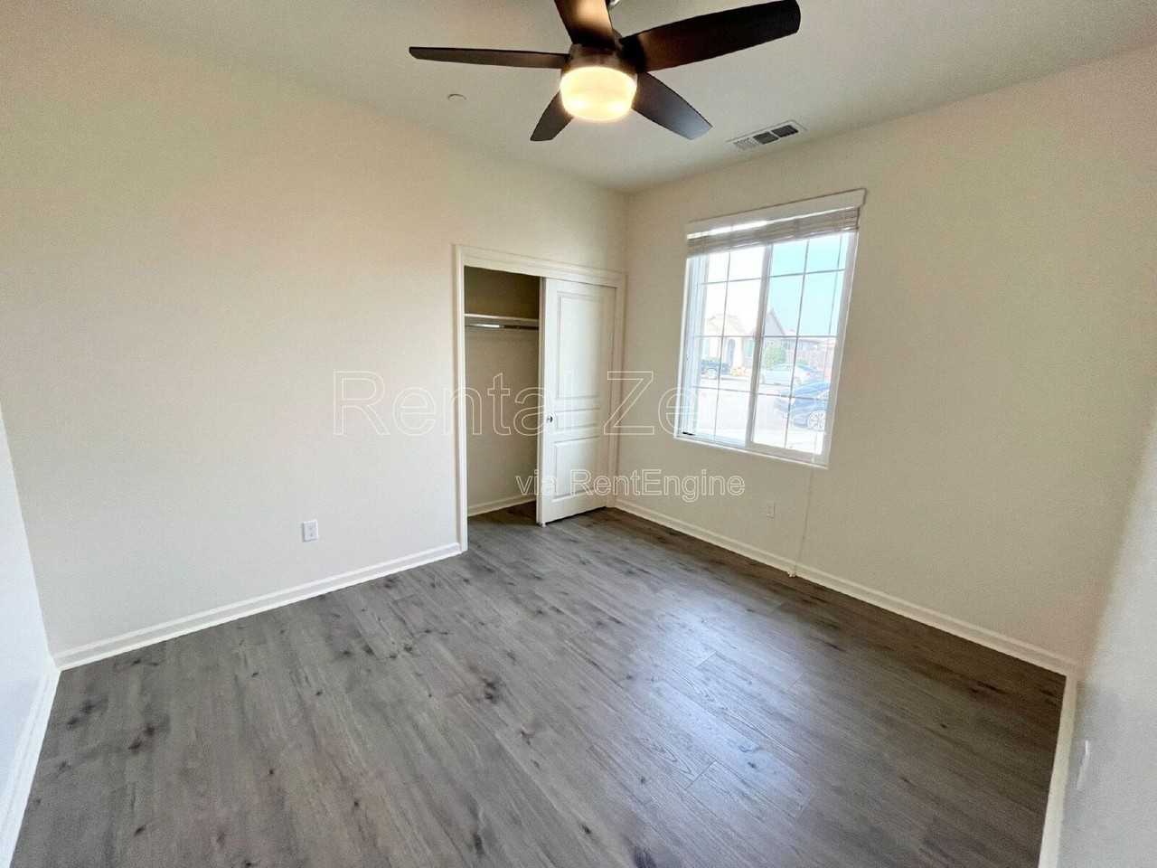 4304 Strathmore Place - Photo 5 of 19