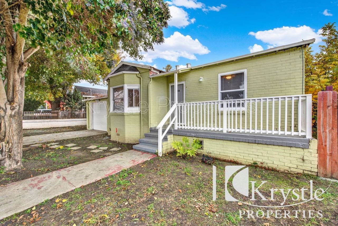 241 Mayo Avenue #A - Photo 5 of 24