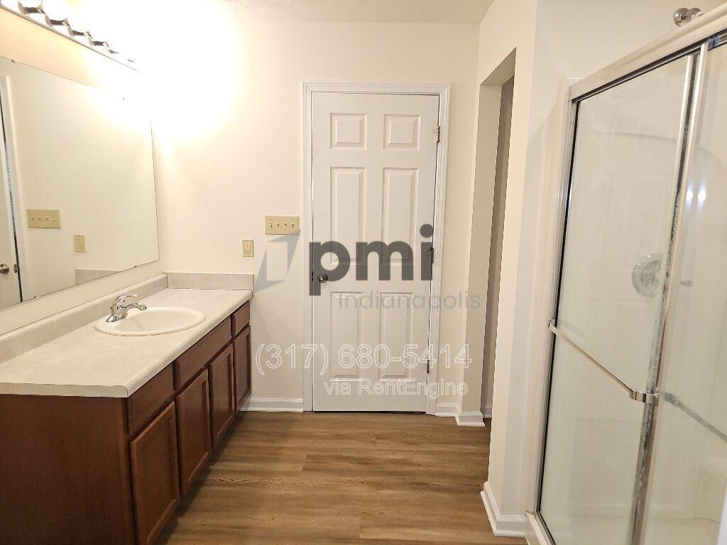 5240 Castamere Dr - Photo 5 of 47