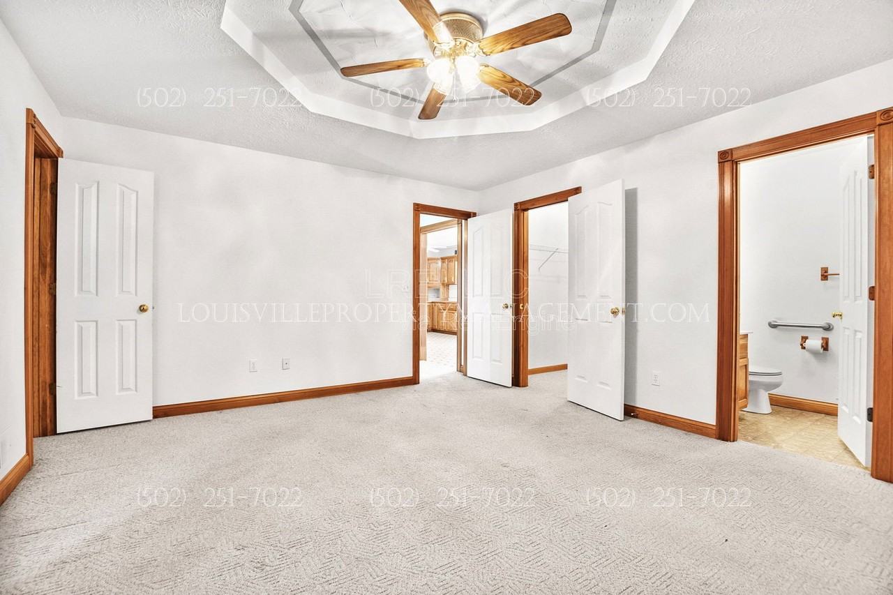 1001 Navajo Dr - Photo 2 of 20