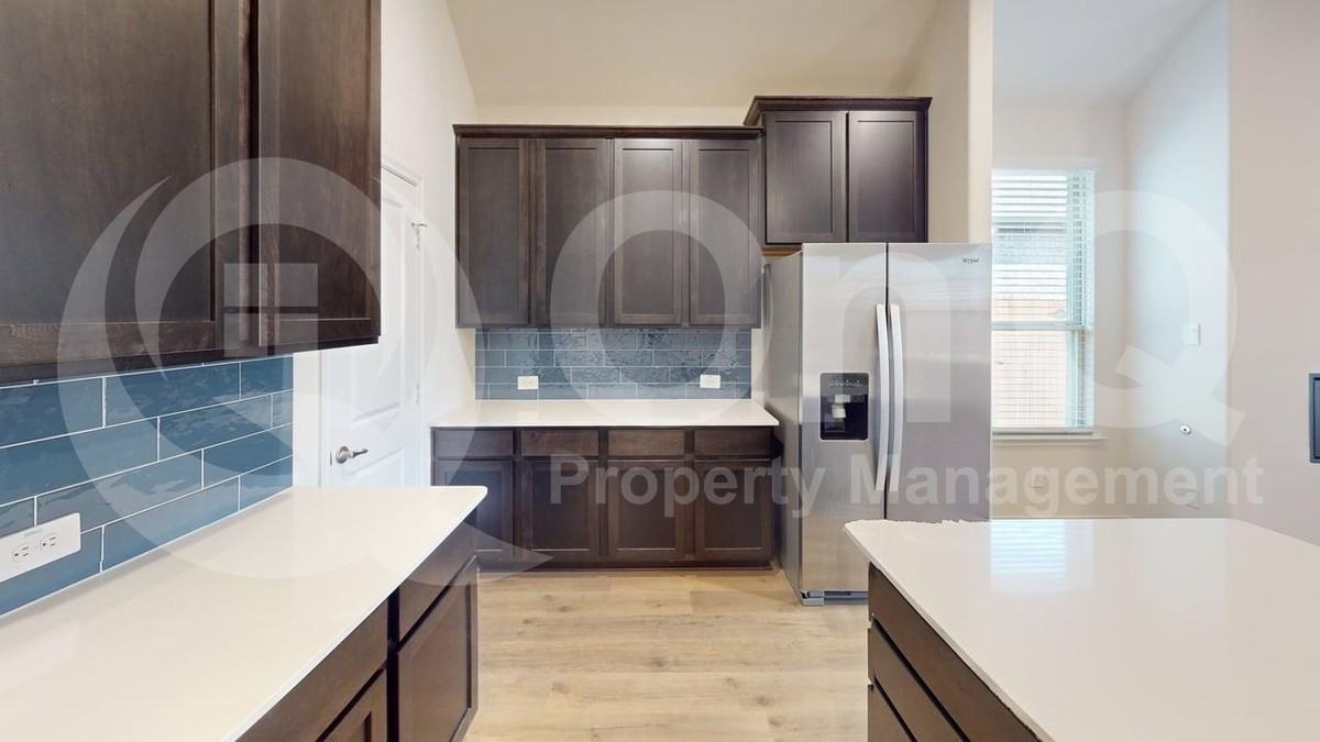 9909 Gray Barrel Dr - Photo 5 of 25