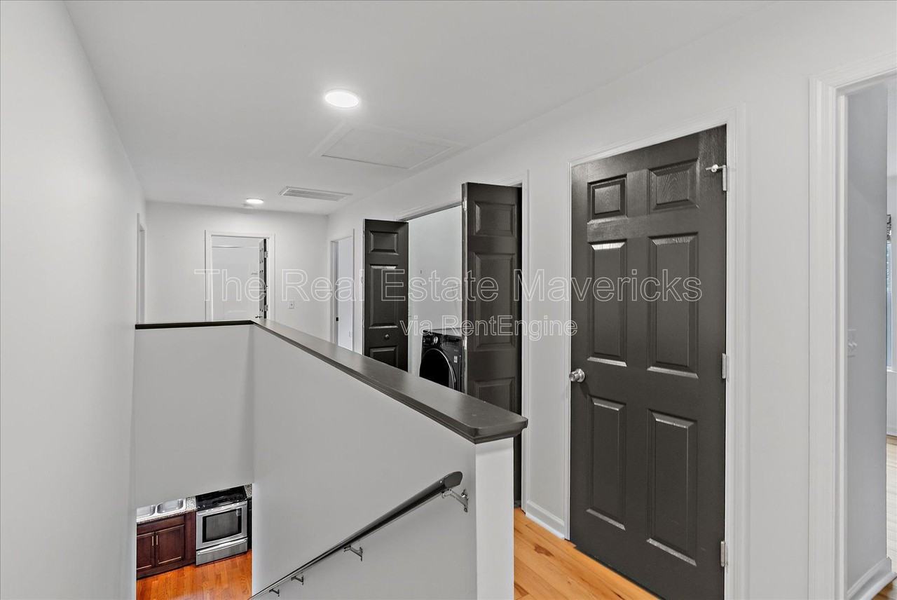 1147 Coker Circle - Photo 7 of 16