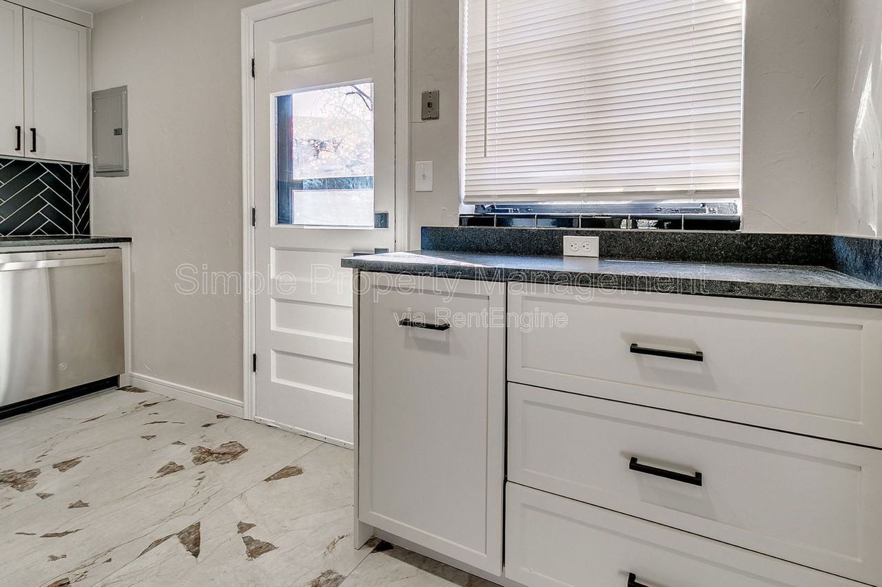 1421 Classen Drive - Photo 6 of 19