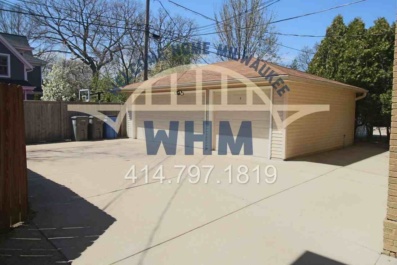 5139 North Cumberland Boulevard - Photo 4 of 17