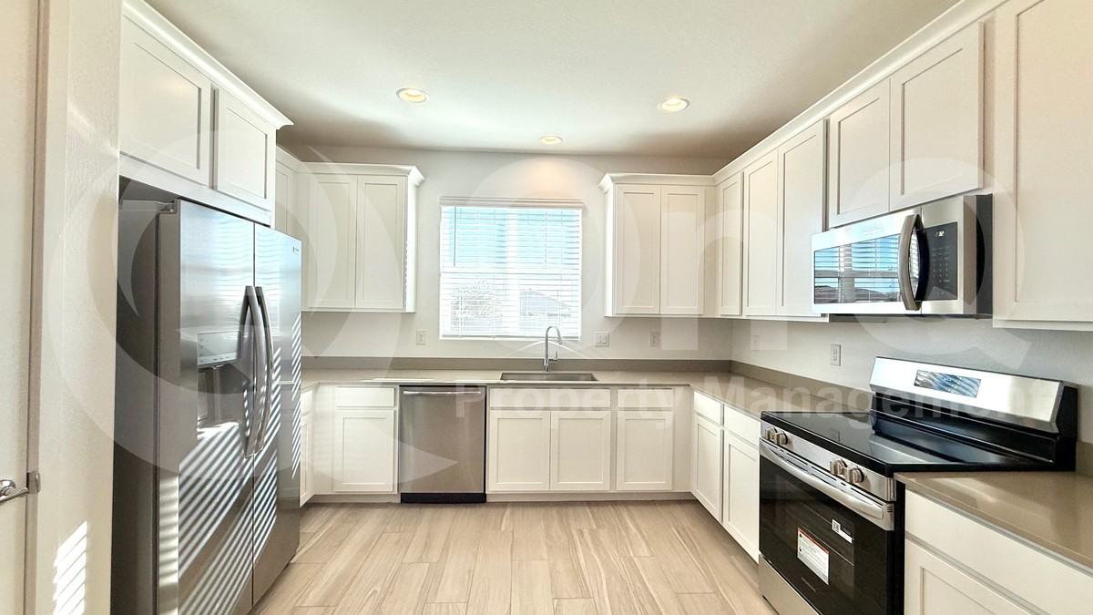 24637 North 164th Drive - Photo 4 of 23