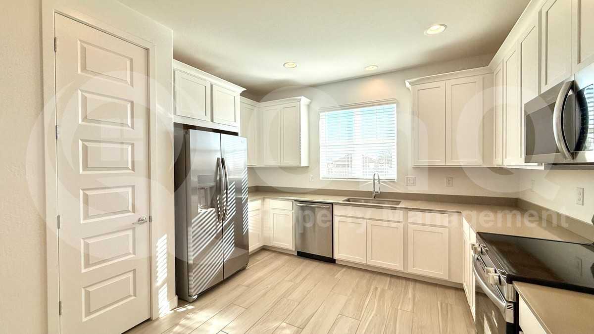 24637 North 164th Drive - Photo 5 of 23