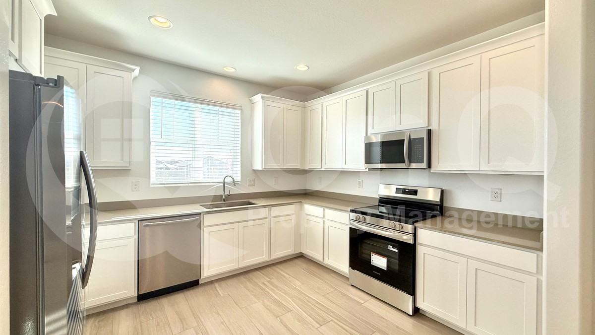 24637 North 164th Drive - Photo 6 of 23