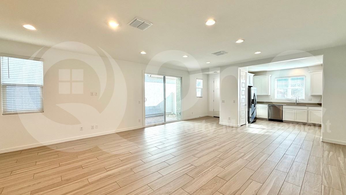 24637 North 164th Drive - Photo 7 of 23