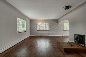 featured image of 201 S Meade St