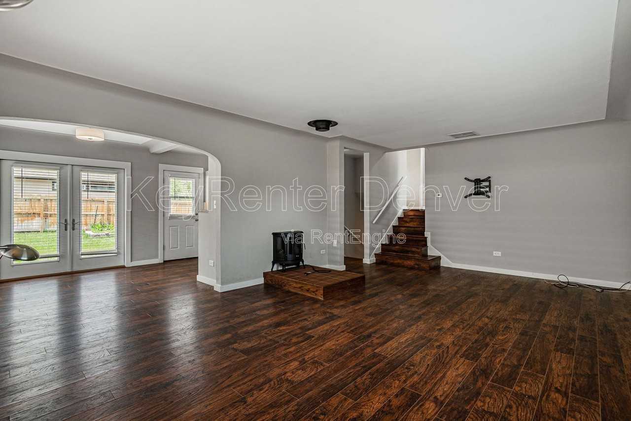 201 South Meade Street - Photo 3 of 33