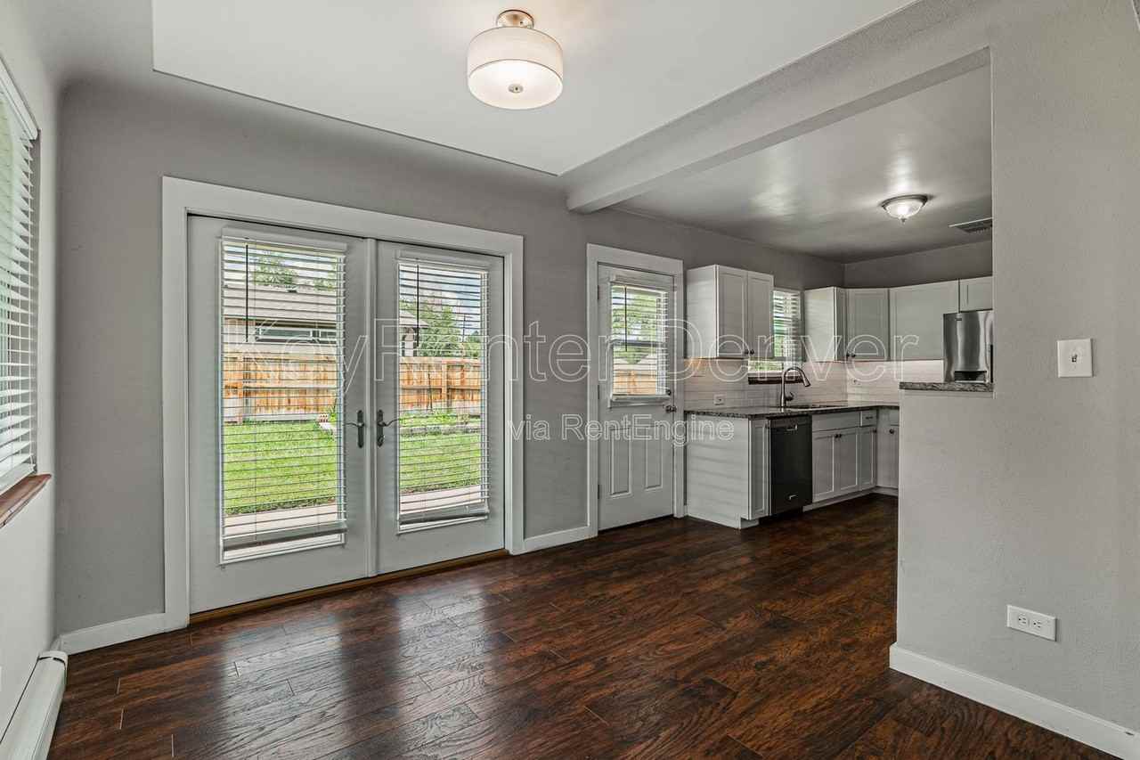 201 South Meade Street - Photo 5 of 33