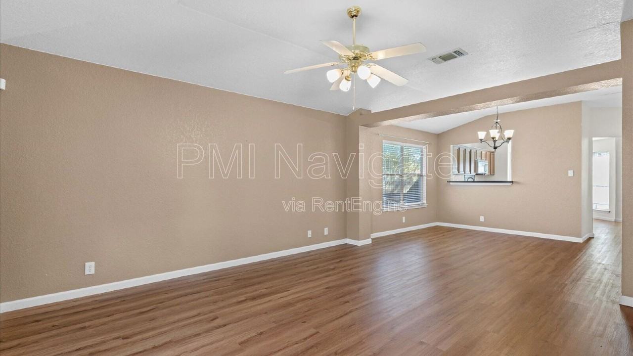 7215 Falcon Trail - Photo 4 of 18