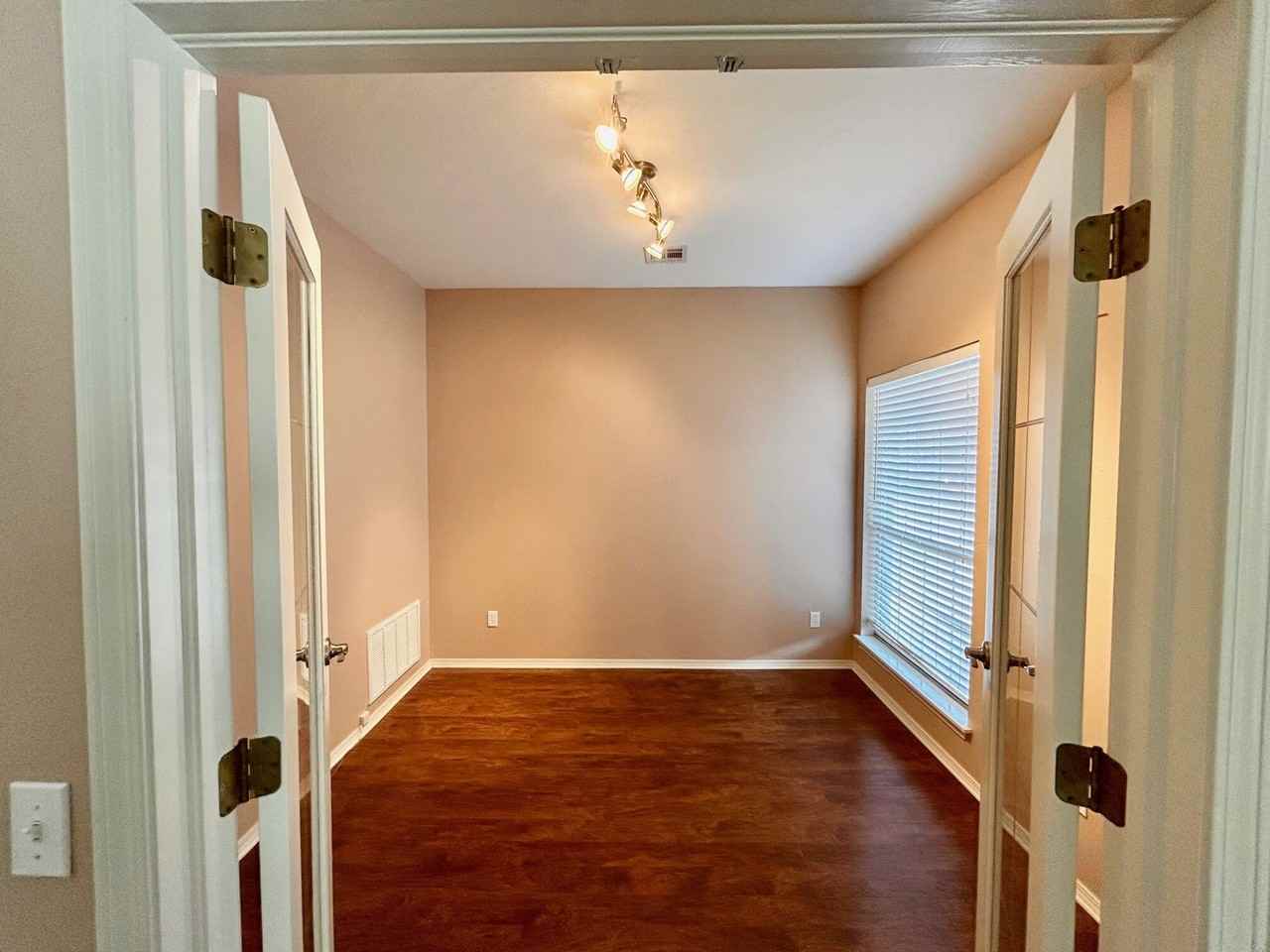 4501 N Youngs Blvd #1 - Photo 2 of 16