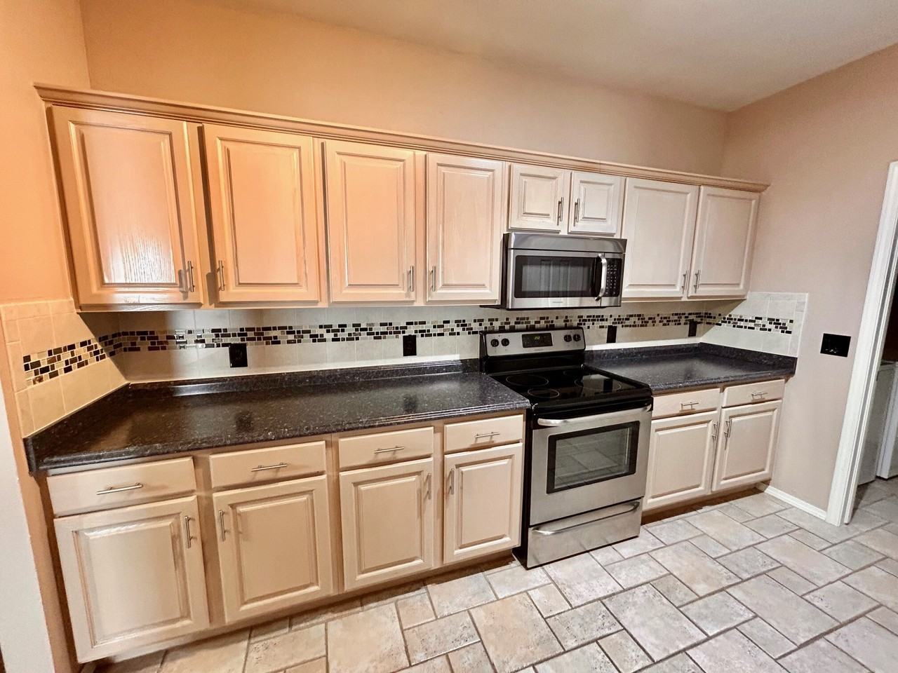 4501 N Youngs Blvd #1 - Photo 5 of 16