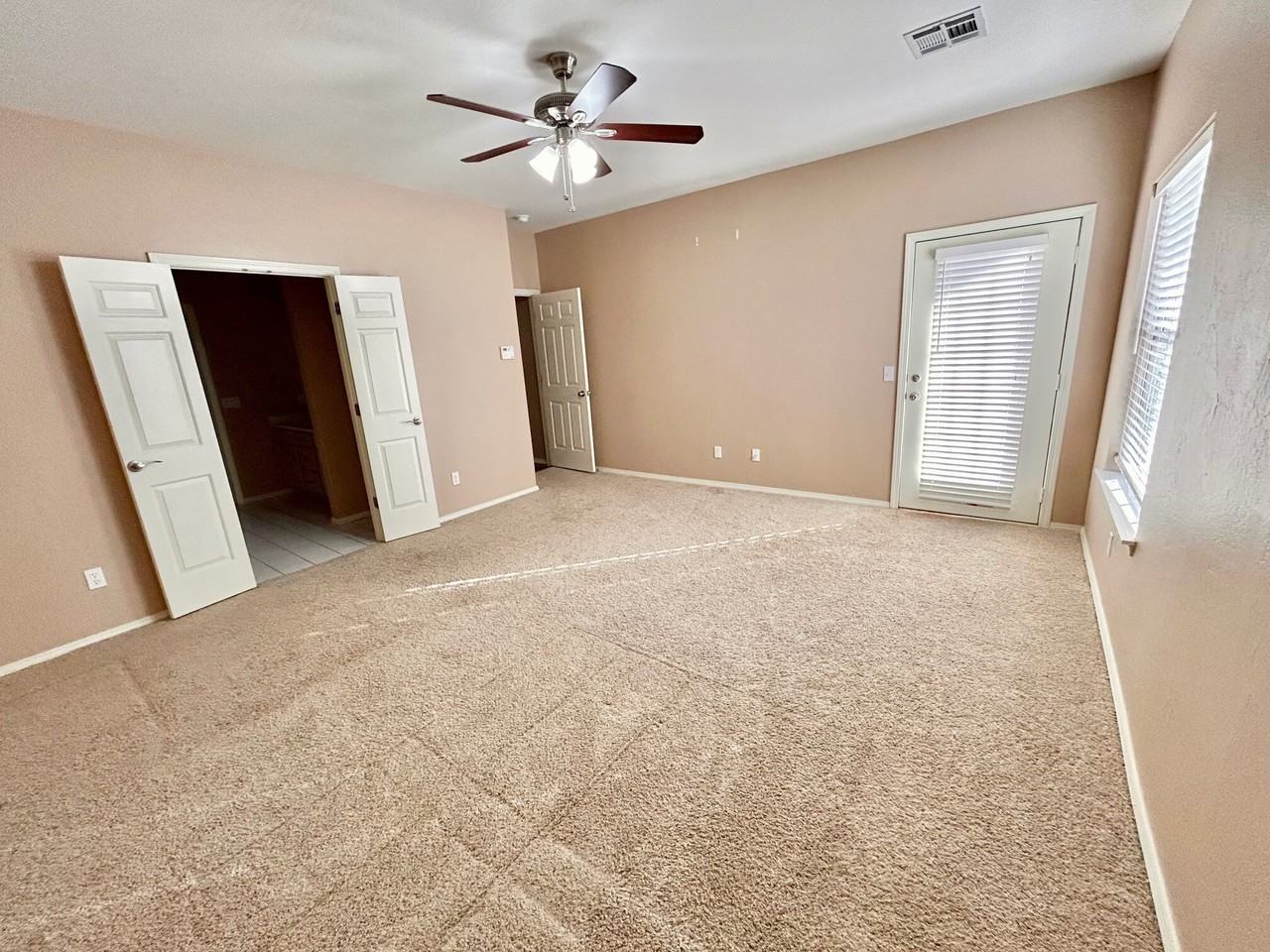4501 N Youngs Blvd #1 - Photo 4 of 16