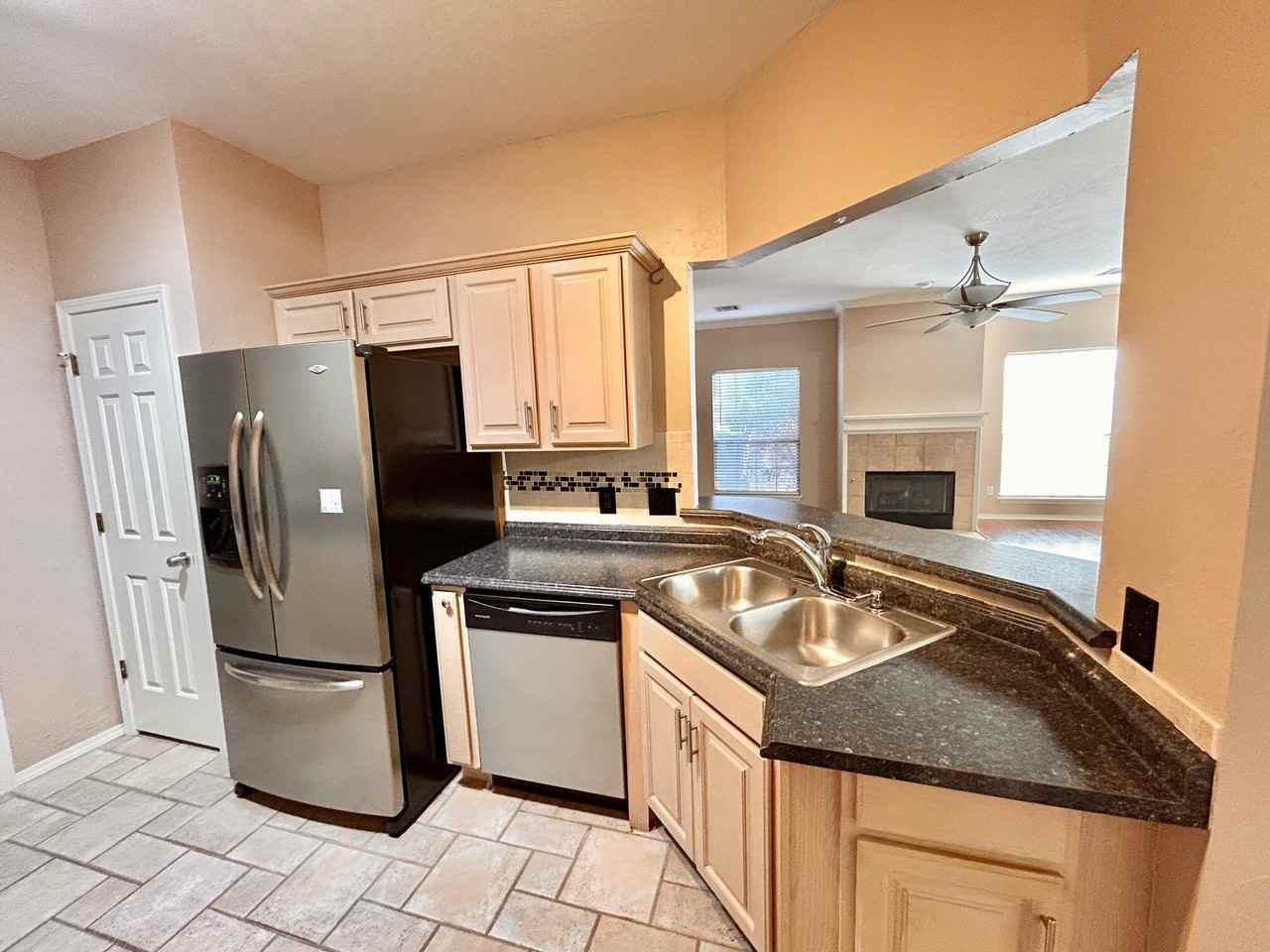 4501 N Youngs Blvd #1 - Photo 6 of 16