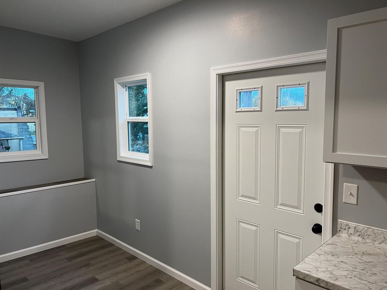 328 Boyd Ave - Photo 2 of 17