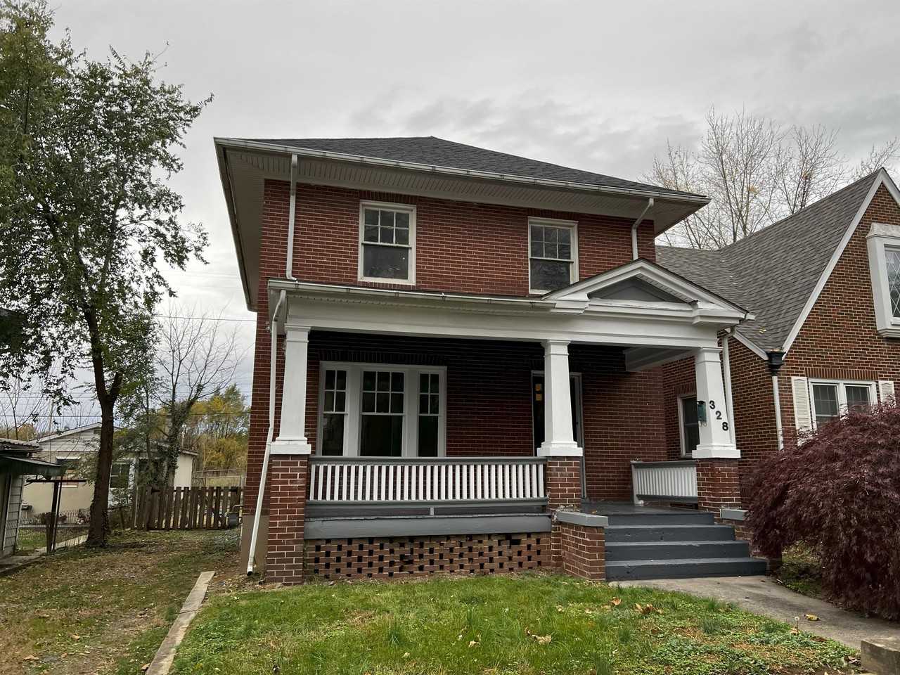 328 Boyd Ave - Photo 7 of 17